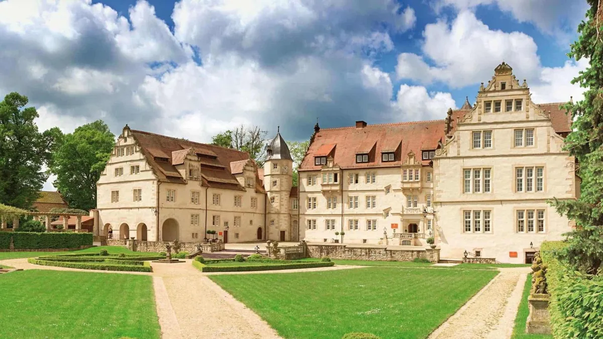 Immobilien Aerzen — Luftaufnahme