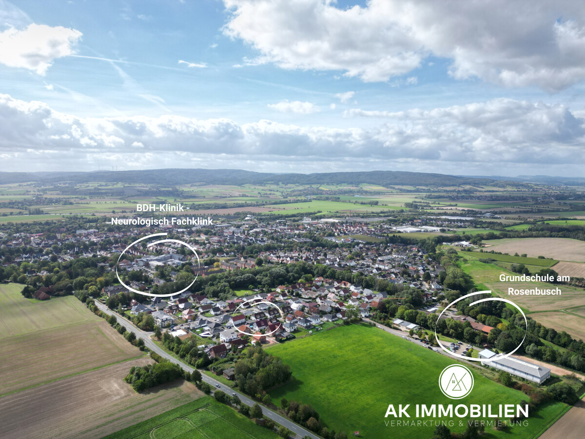 Doppelhaushälfte in Hessisch Oldendorf — Foto 3